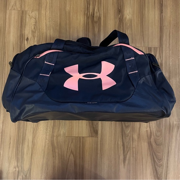 Under Armour Duffle Bag - Picture 1 of 9